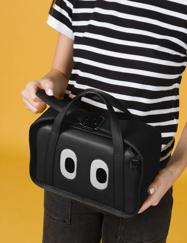 Benji Medium Crossbody Black Leather Bag - Look Up 👀